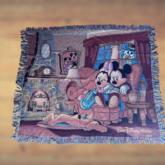 VTG Walt Disney World Tapestry Throw Blanket Mickey Mouse Minnie Pluto Snowman - Picture 4 of 5